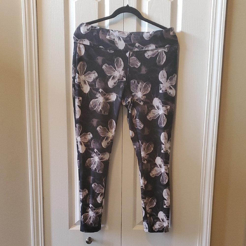 Jockey Black and White Patterned Leggings